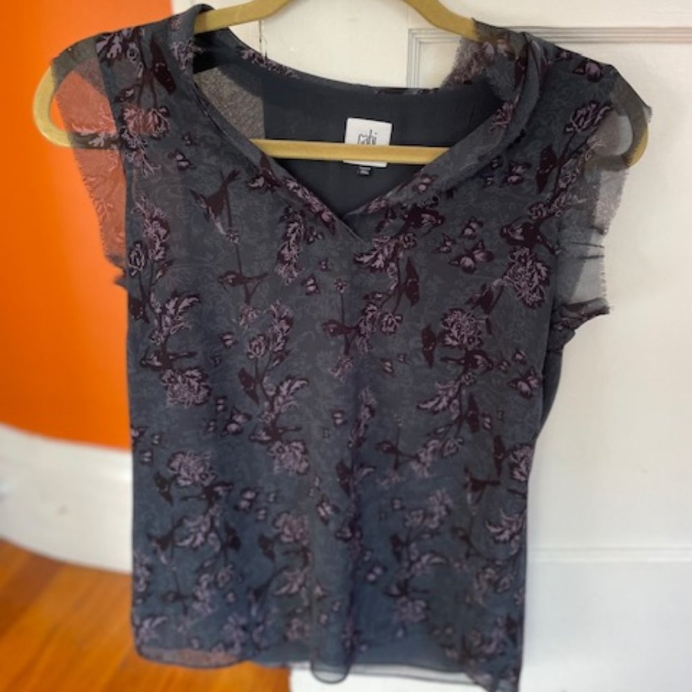 Cabi Floral Bird  Evermore Blouse XS Sleeveless
